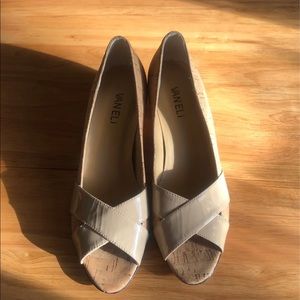 Vaneli Natural Cork Heel